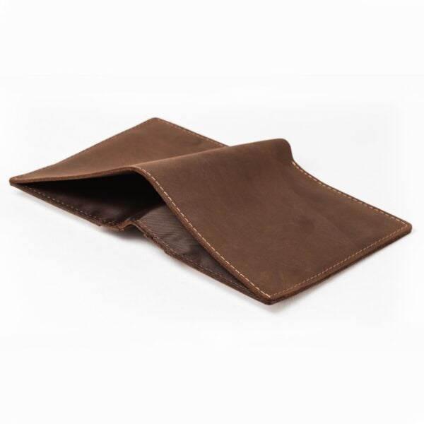 Man's classic leather wallet